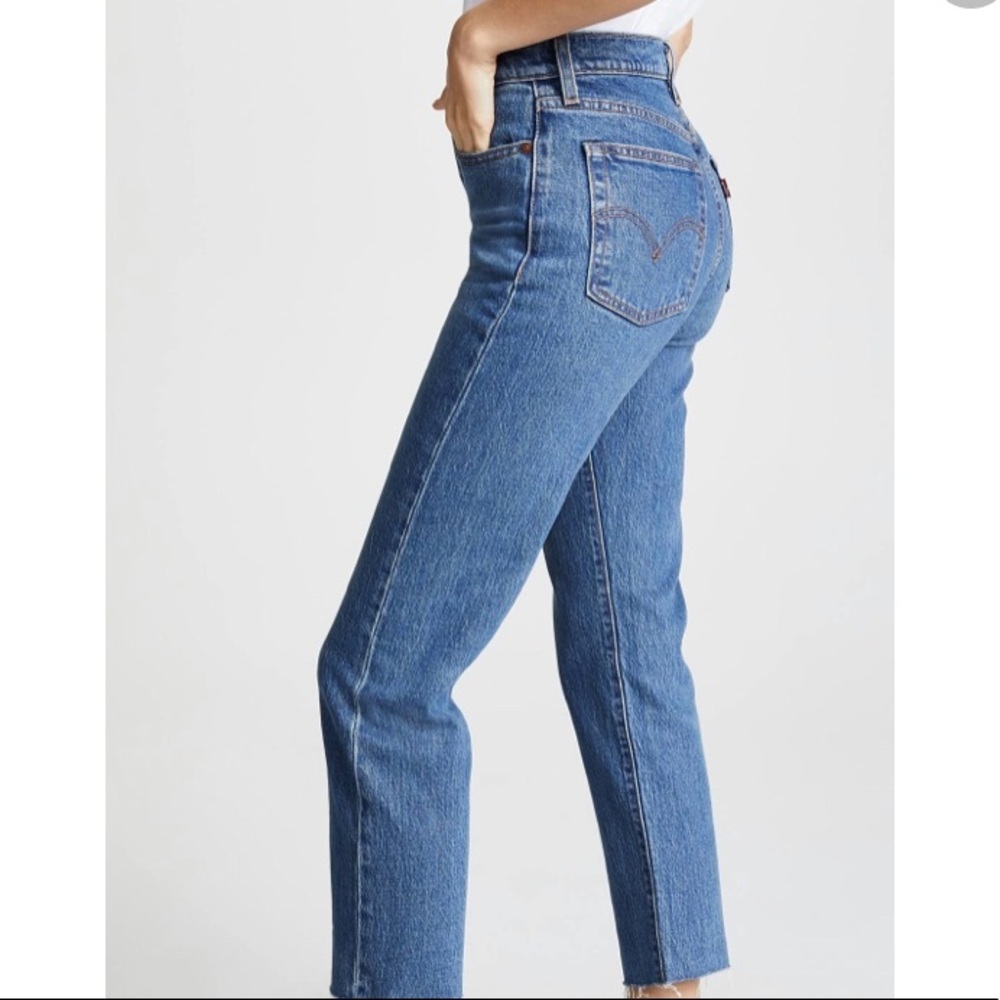 Levi’s wedgie jeans, super flattering, worn once